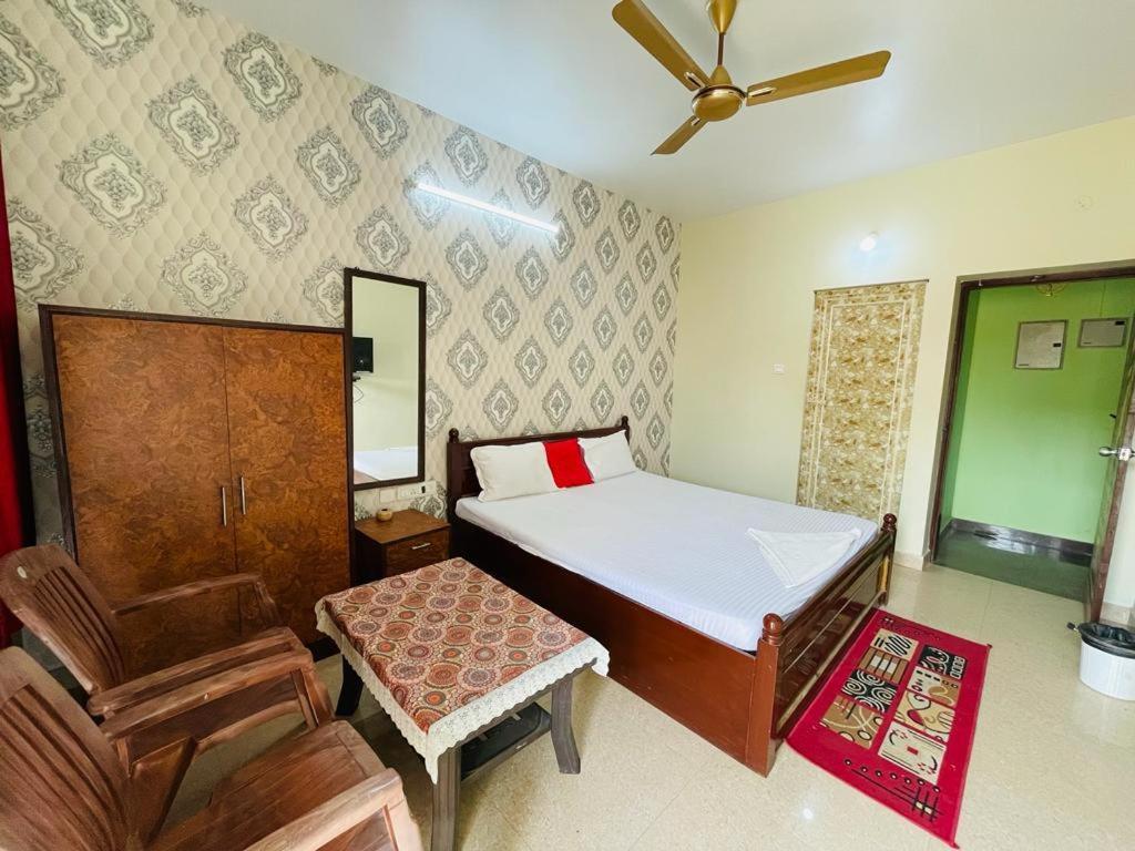 Hotel Lovely Star Inn ! Puri Kültér fotó